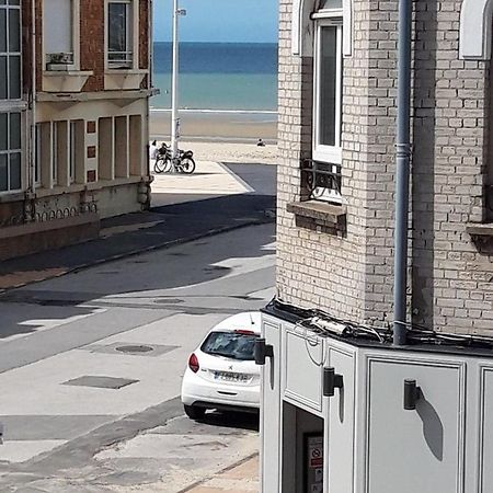 Petit studio vue mer 50m de la plage Malo Eksteriør bilde